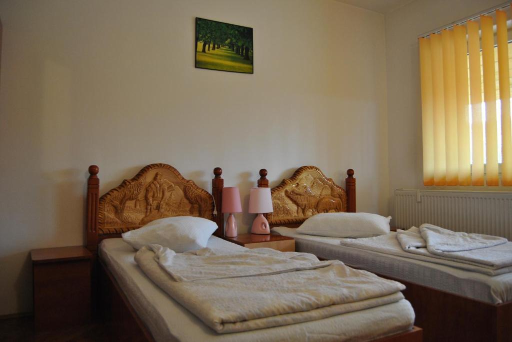 Cabana Popasul Haiducilor Petroşani Extérieur photo