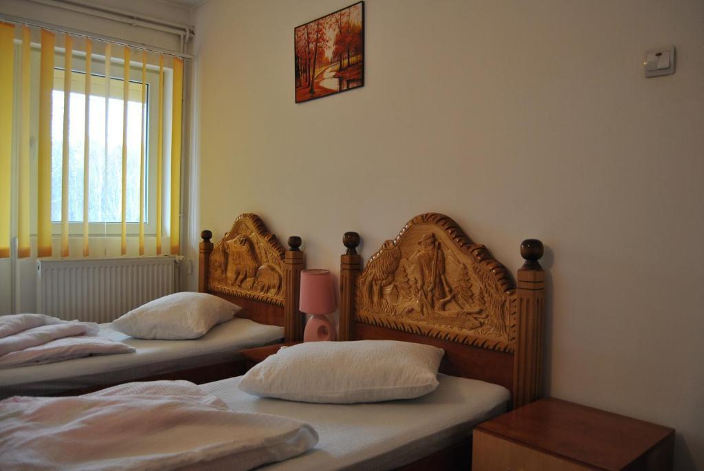 Cabana Popasul Haiducilor Petroşani Extérieur photo